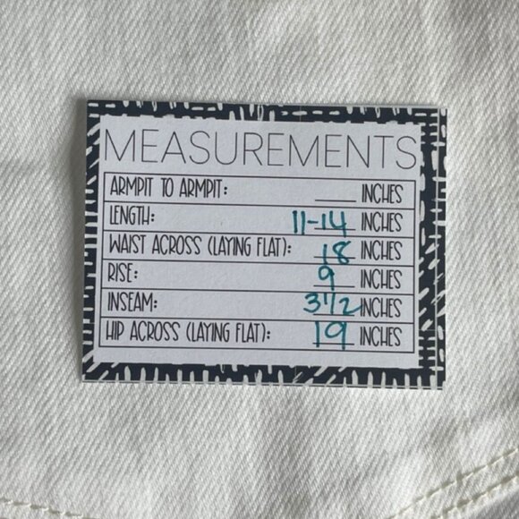 OLD NAVY | Women’s Boyfriend White Denim Stretch Shorts | Size 12 - Picture 10 of 11